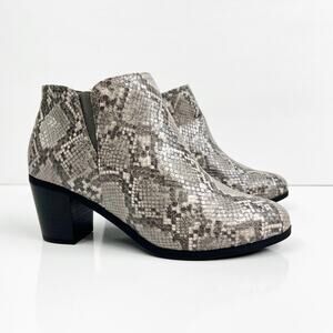 CLOUDWALKERS Ankle Booties Python Snakeskin Cushioned Black Gray Women's Size 8W